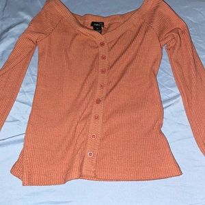 medium rue 21 peach long sleeve